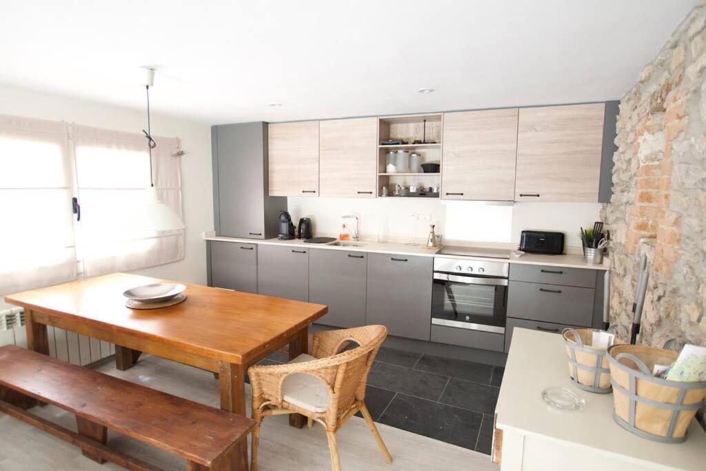 Apartament Central Amb Terrassa Alp Eksteriør billede